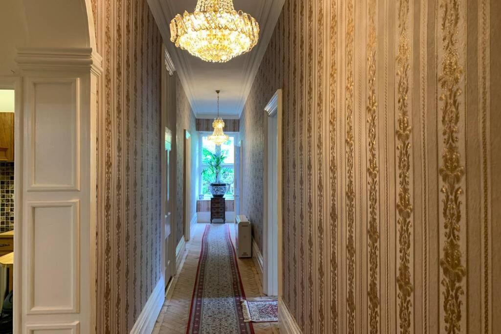 Luxurious Apartment In Historic Mansion - Sleeps 7 Ladock Dış mekan fotoğraf
