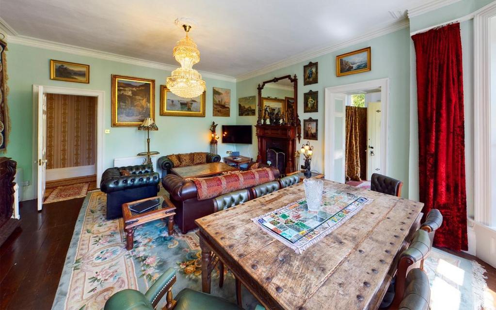 Luxurious Apartment In Historic Mansion - Sleeps 7 Ladock Dış mekan fotoğraf